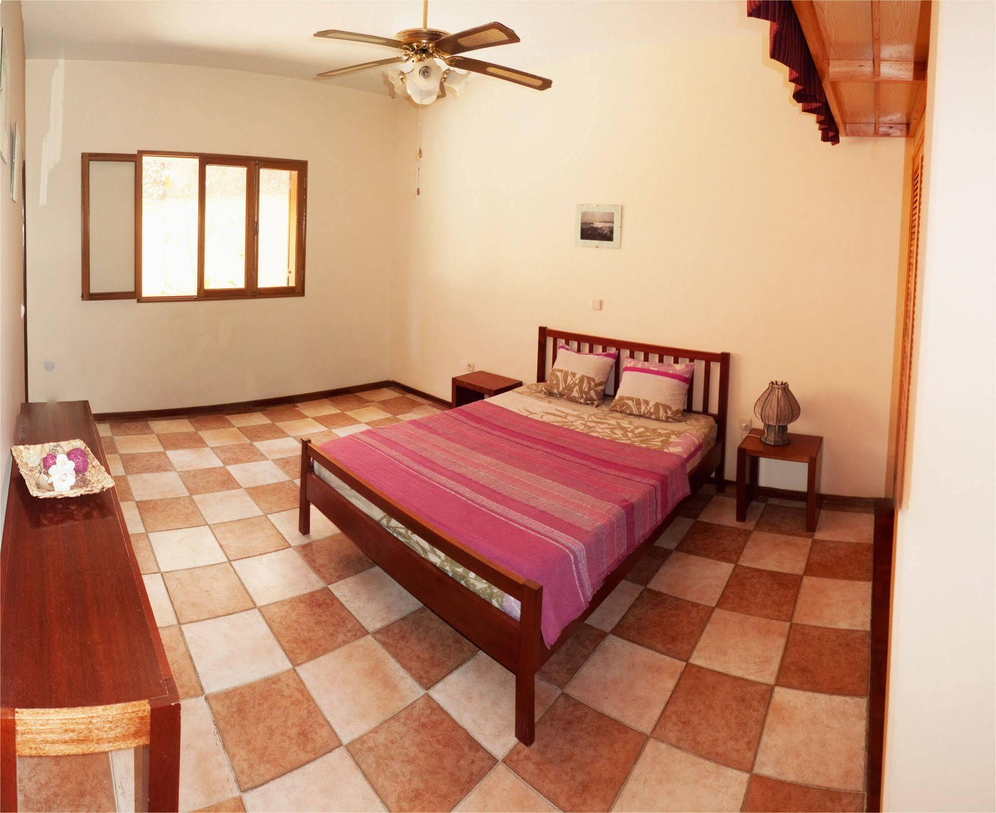 Solar Windelo Bed & Breakfast Mindelo Bagian luar foto